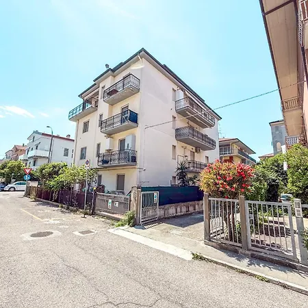 Richmond A Pochi Passi Dal Mare Rifa823 * San Benedetto del Tronto